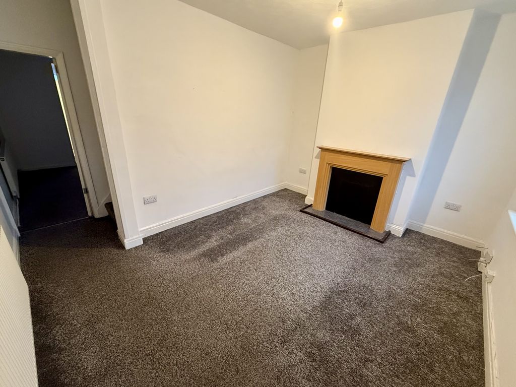 Property photo 3 of 8 Img_8766