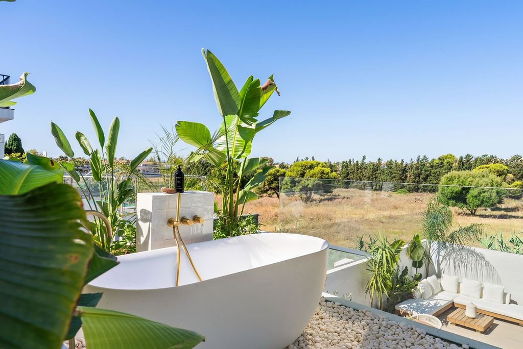 Property photo 3 of 29