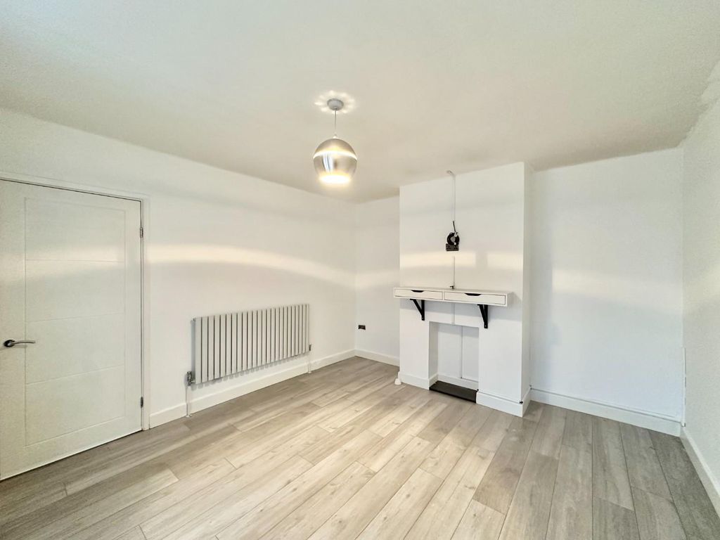 Property photo 3 of 14 Img_0564.Jpg