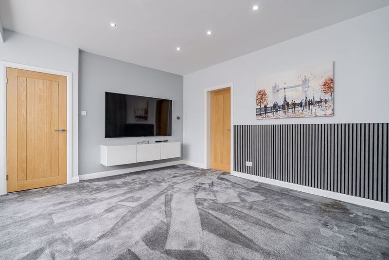 Property photo 3 of 20 Photo 2