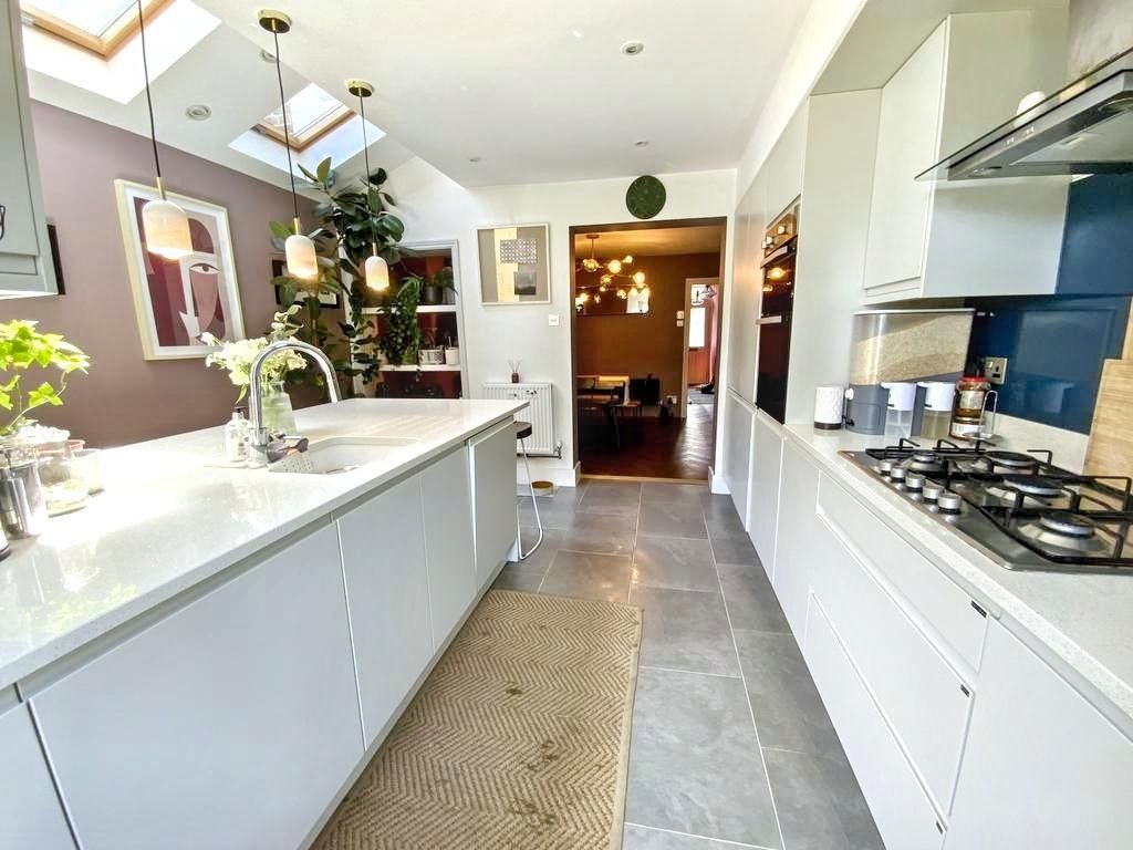Property photo 3 of 23