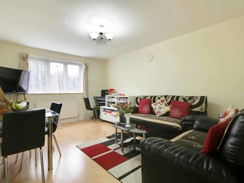 Property photo 1 of 7