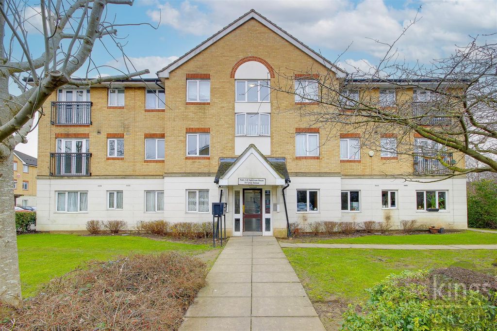Property photo 1 of 12
