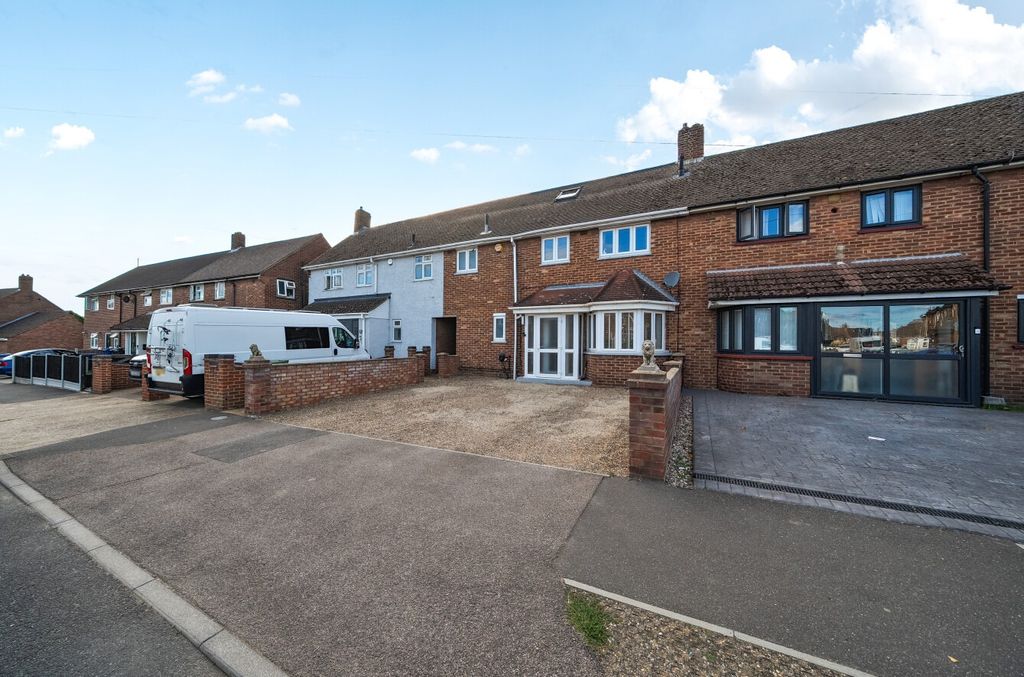Property photo 1 of 25 5545692