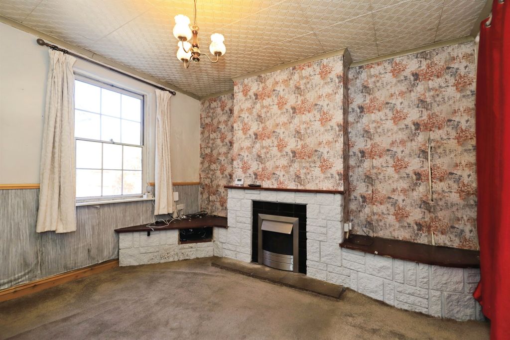 Property photo 2 of 20