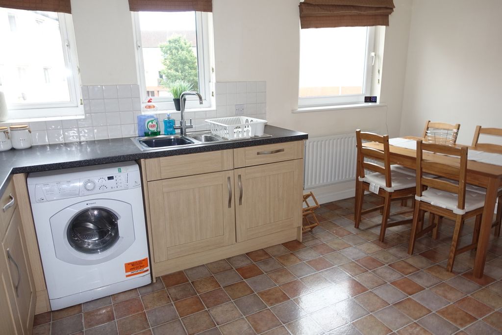 Property photo 2 of 4 Images