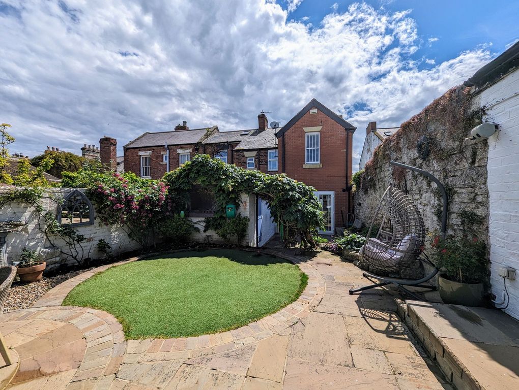 Property photo 2 of 15 Rear Garden