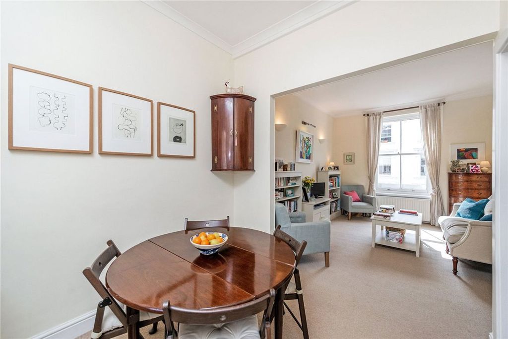 Property photo 3 of 7