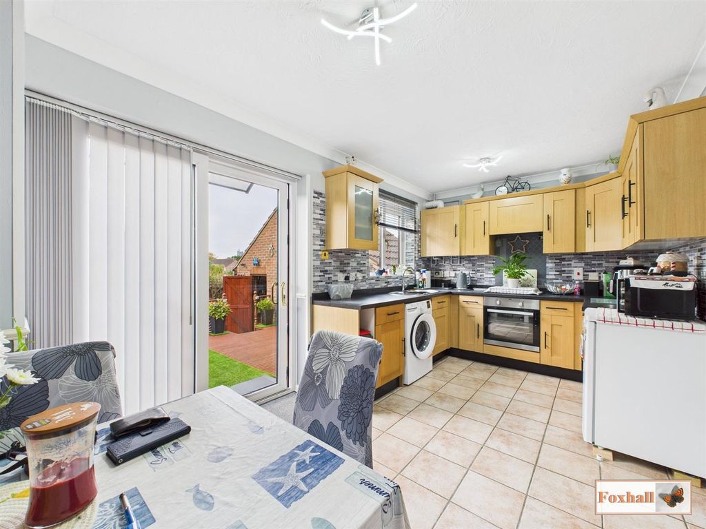 Property photo 2 of 21 Kitchen / Diner