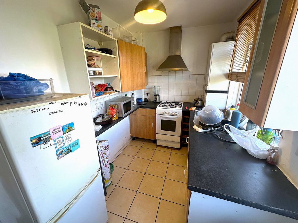 Property photo 2 of 4