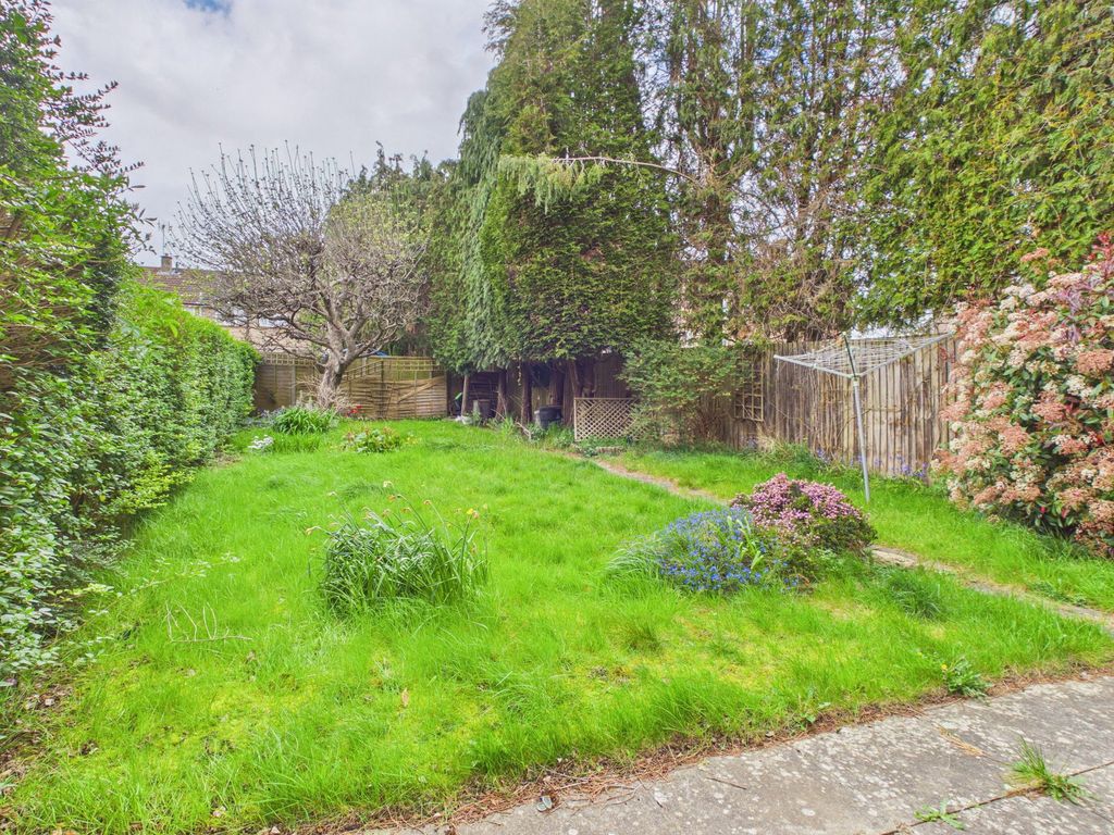 Property photo 3 of 12