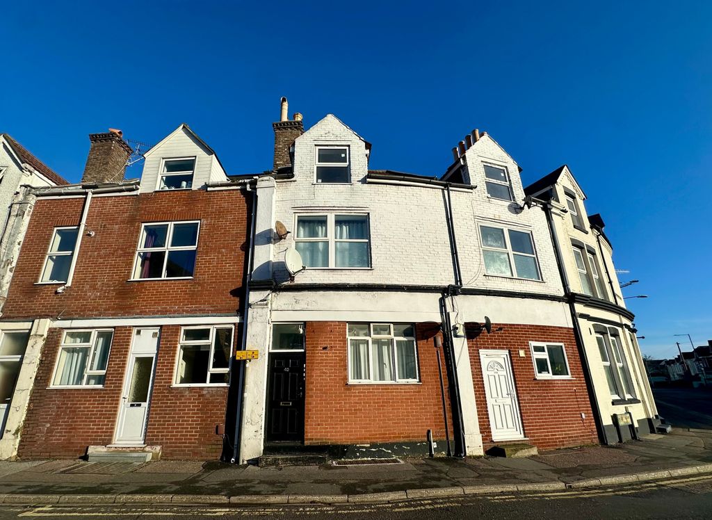 Property photo 1 of 6 Img_5558