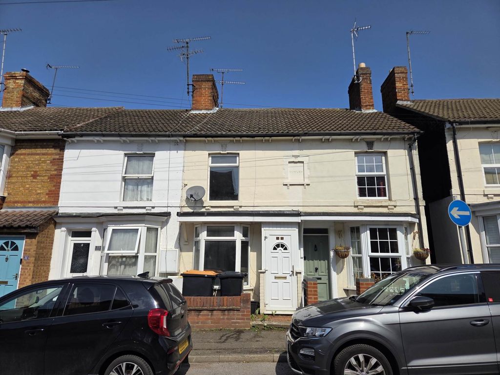 Property photo 1 of 7