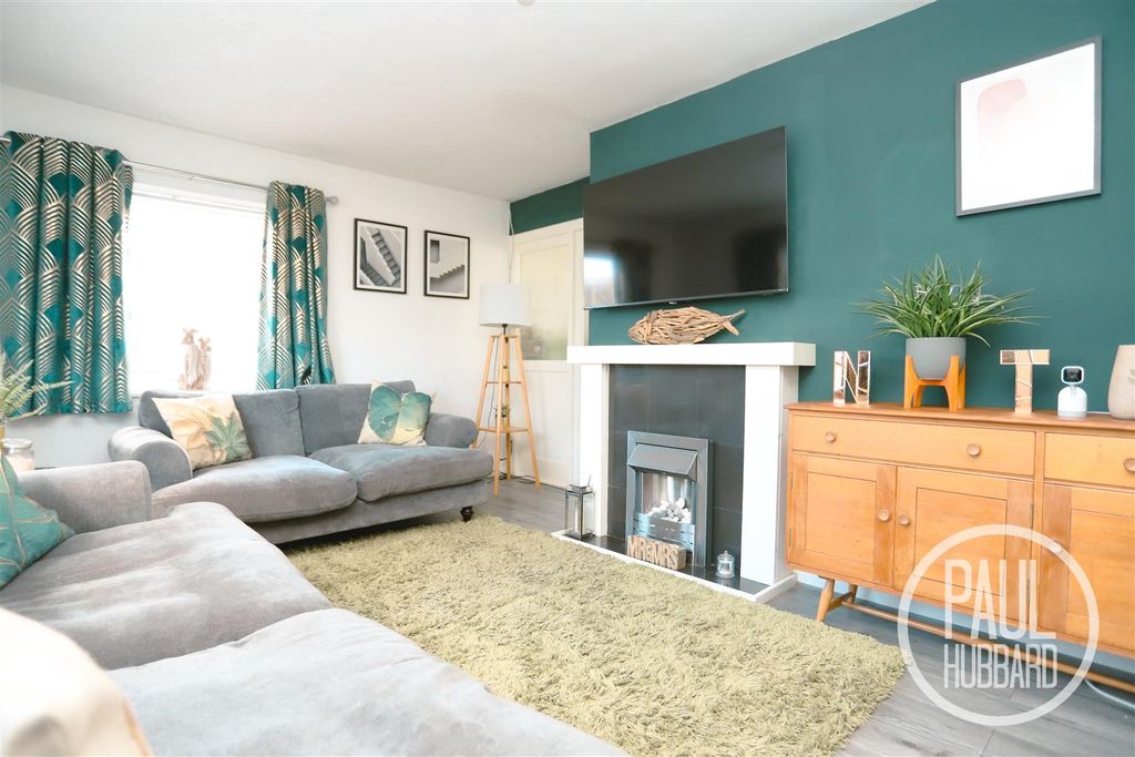 Property photo 2 of 15 Img_8343.Jpg