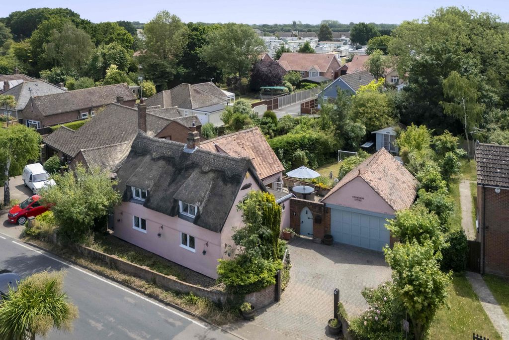 Property photo 1 of 37