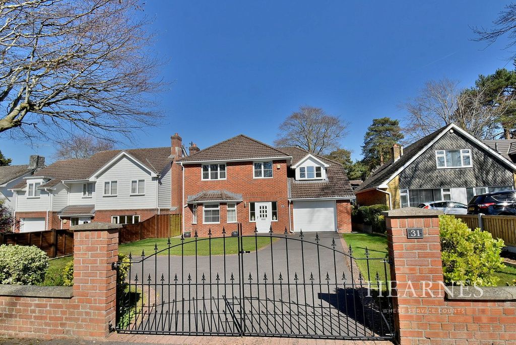 Property photo 1 of 24
