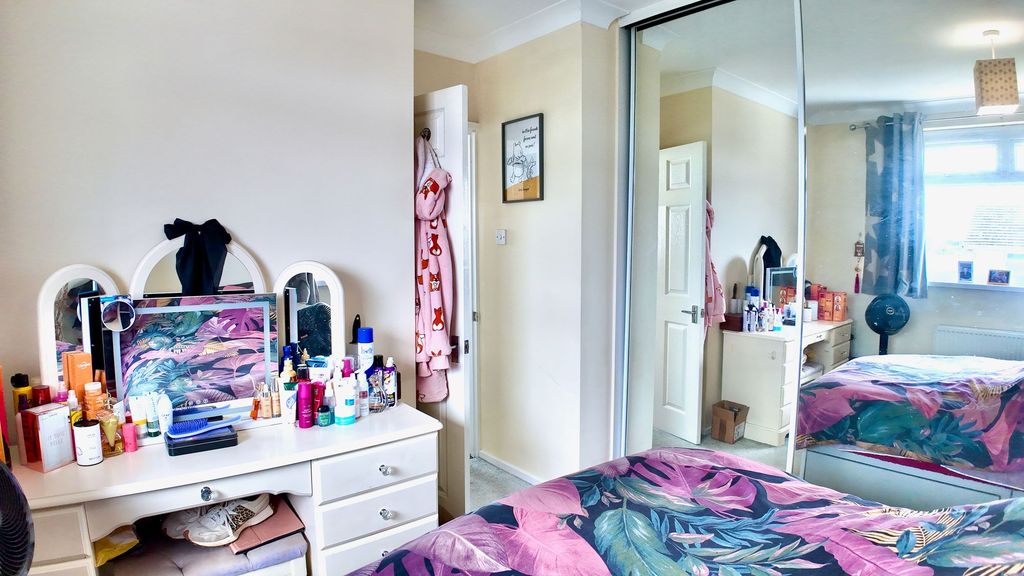 Additional image 22 of 3 bed semi-detached house for saleCrown Lane, Pontllanfraith NP12