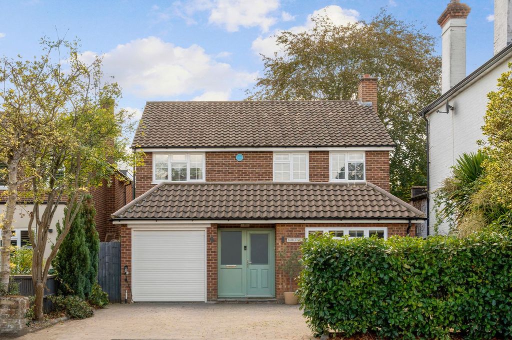 Property photo 1 of 18