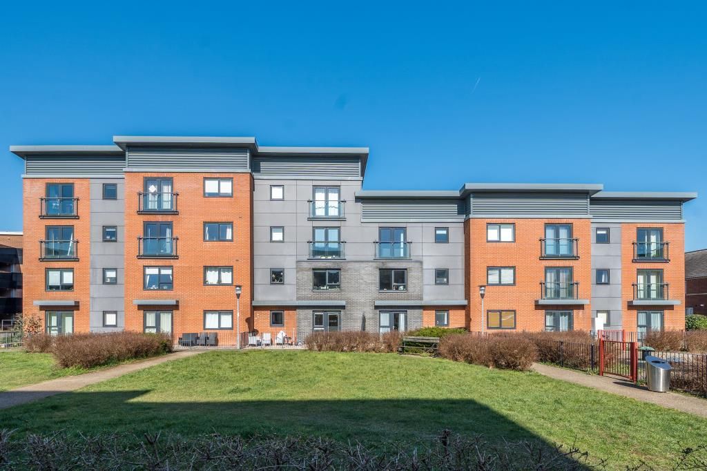 Property photo 3 of 20 External View