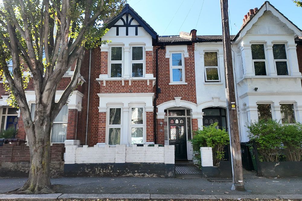 Property photo 1 of 33
