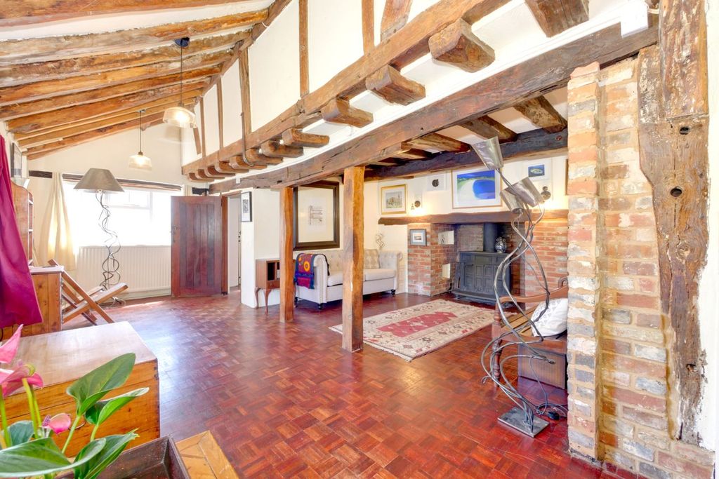 Property photo 2 of 56