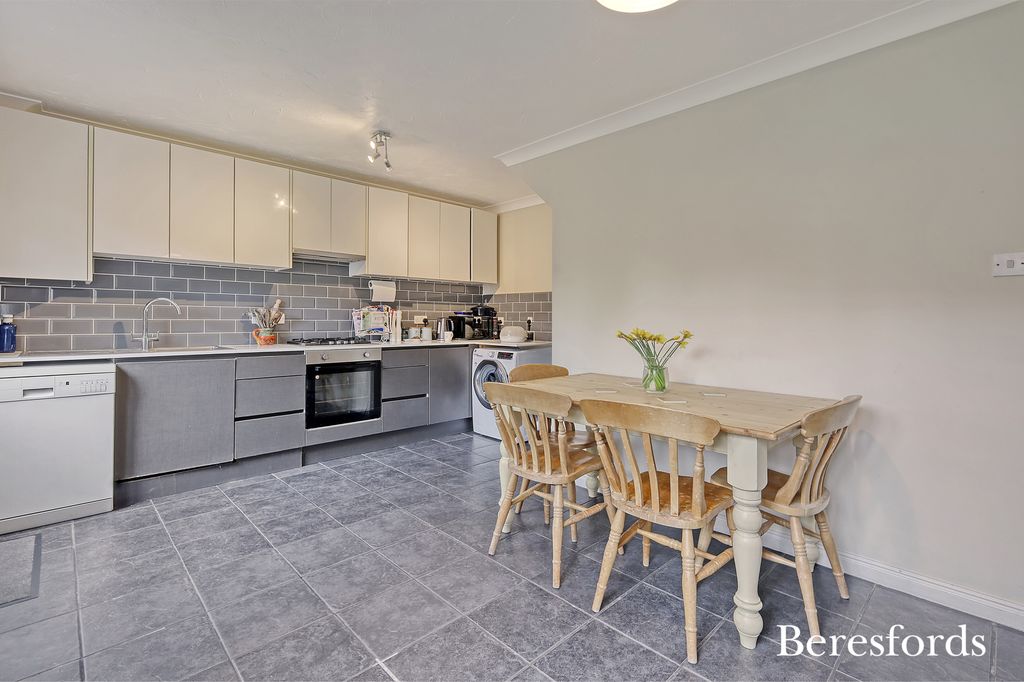 Property photo 3 of 18 Picture No. 13