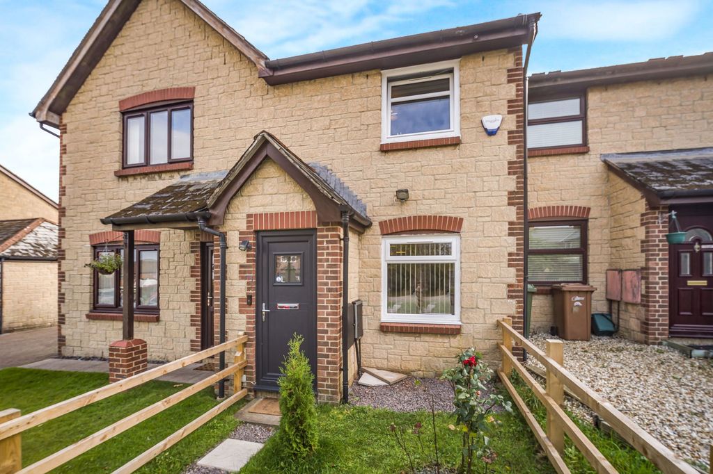 Property photo 1 of 26