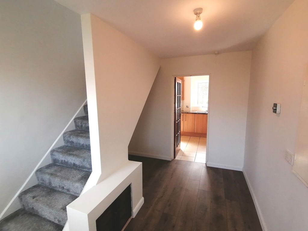 Property photo 2 of 12 Hallway