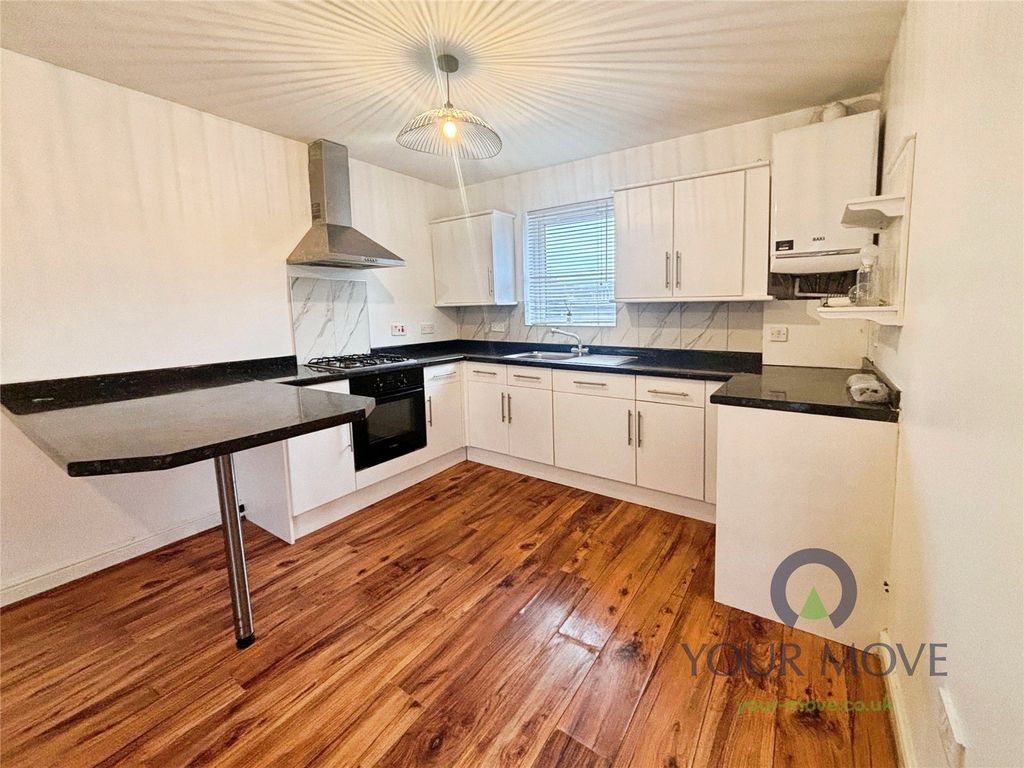 Property photo 2 of 9 Kitchen