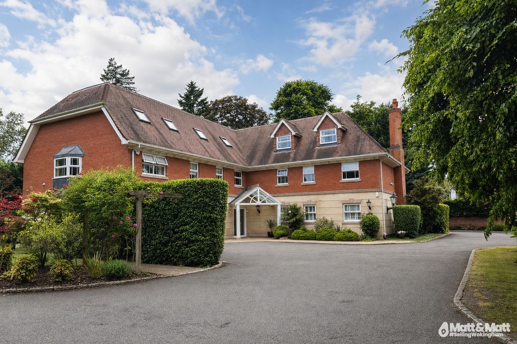 Property photo 1 of 9 5211340