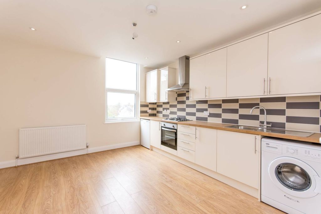 Property photo 1 of 4