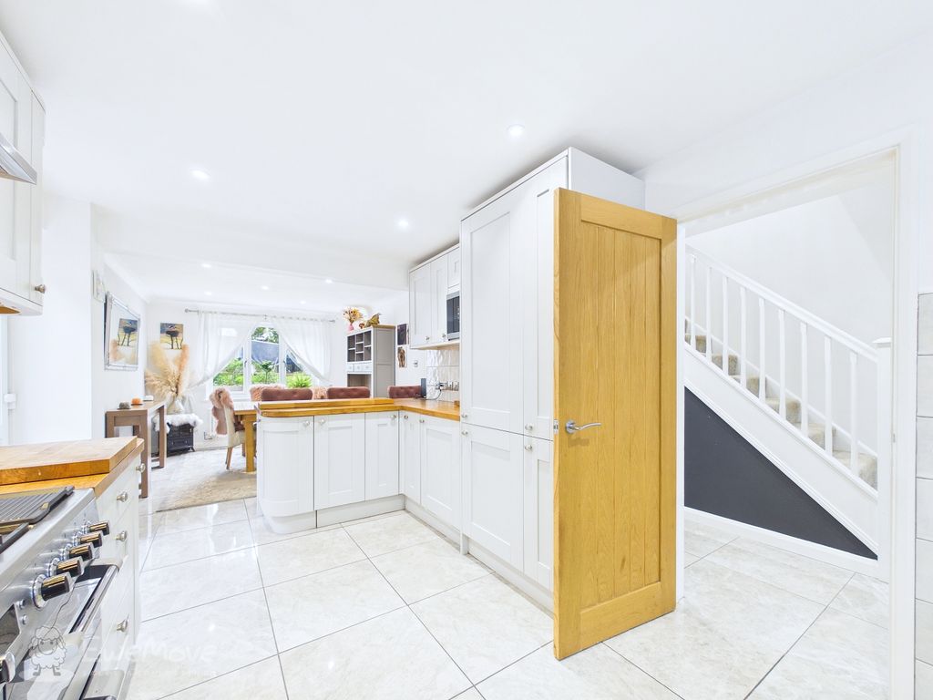 Property photo 3 of 21 Kitchen Diner