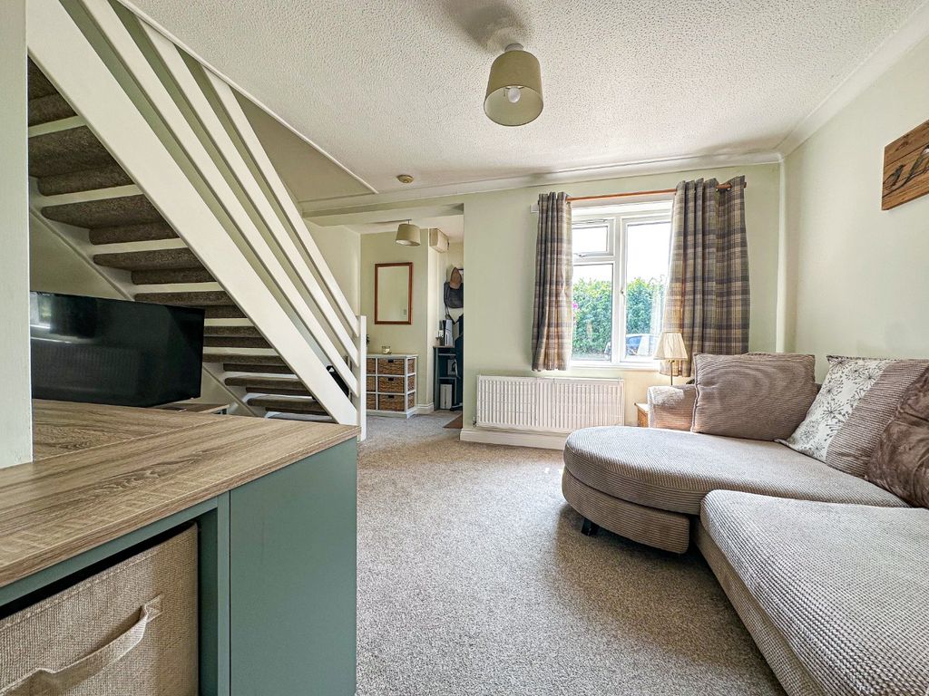 Property photo 2 of 23 4398475