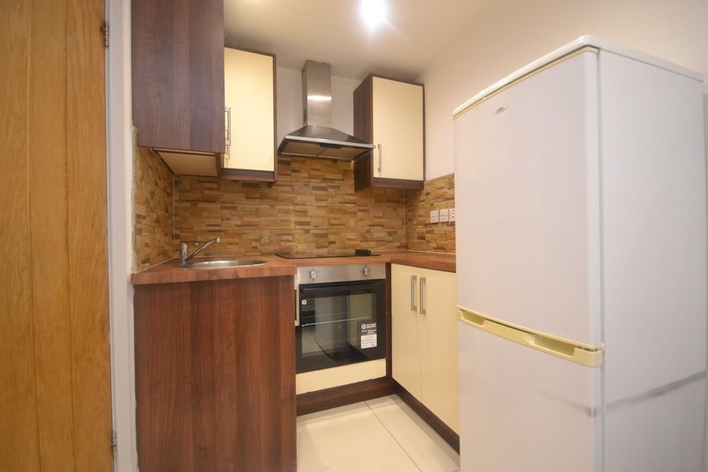 Property photo 2 of 6 Dsc_0006.Jpg