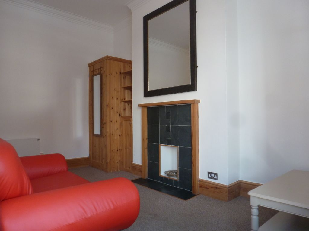 Property photo 3 of 6