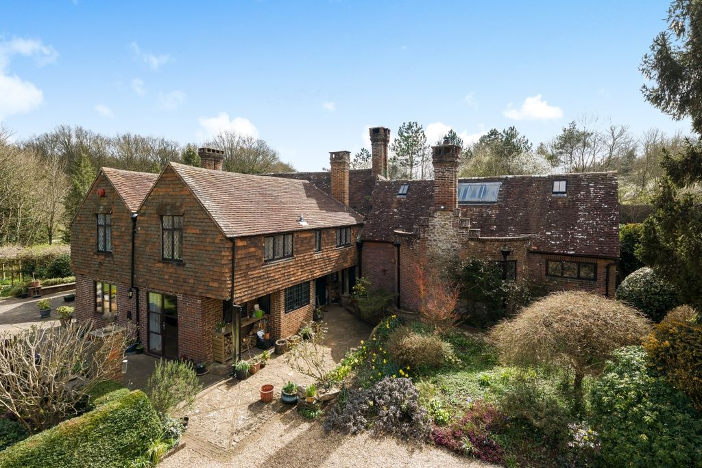 Property photo 1 of 23