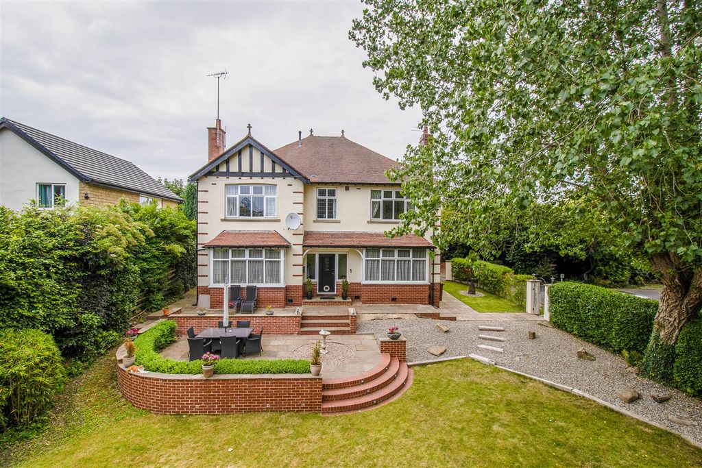 Property photo 1 of 22