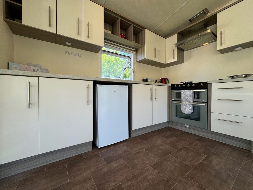 Property photo 3 of 12 Pemberton Marlow 2014 Car0023996 121739240.Jpeg