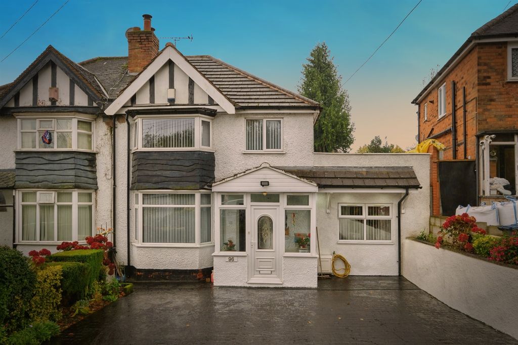 Property photo 2 of 18