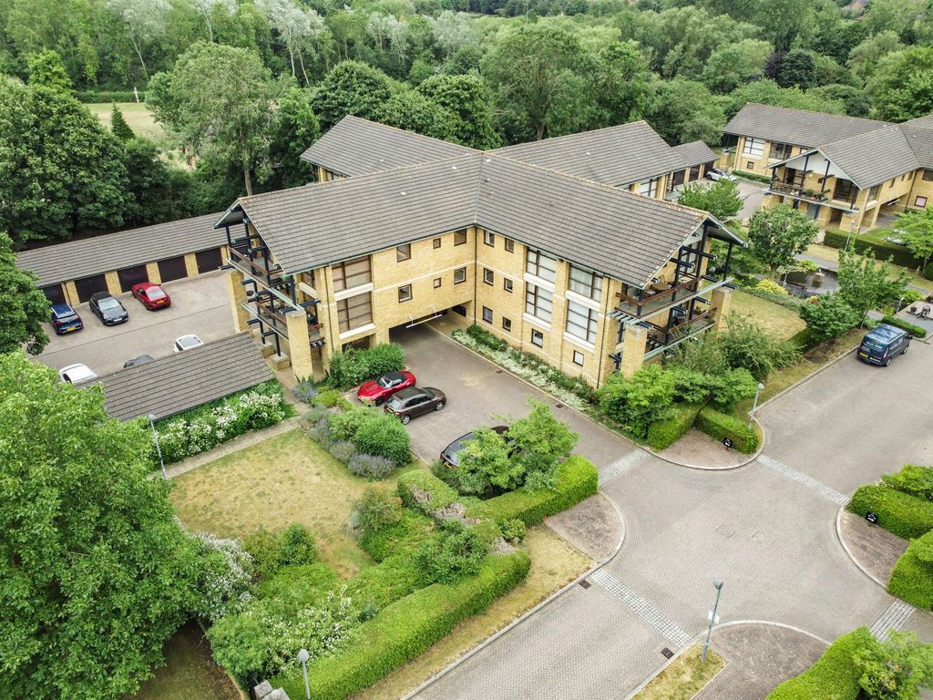 Additional image 18 of 3 bed flat for saleWoodward Place, Loughton Lodge, Milton Keynes MK8
