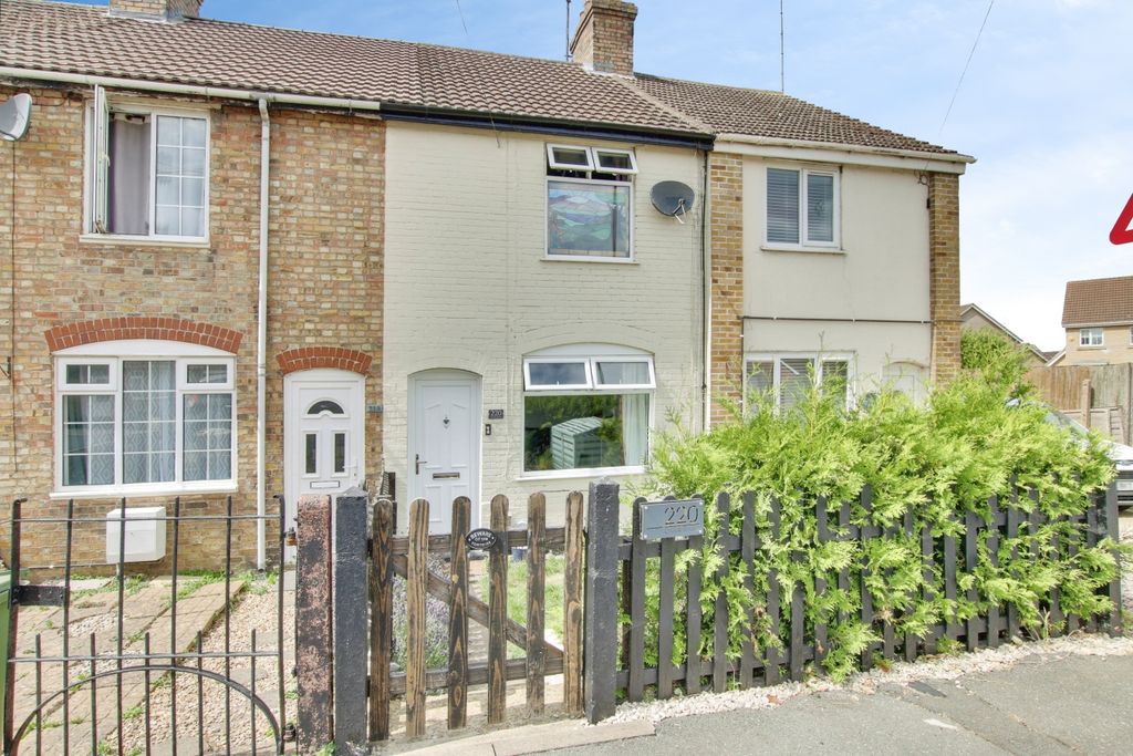 Property photo 1 of 12