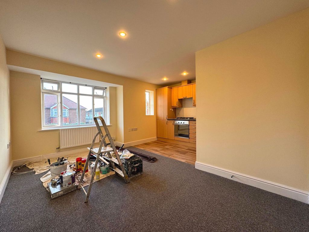 Property photo 3 of 5 Photo 2