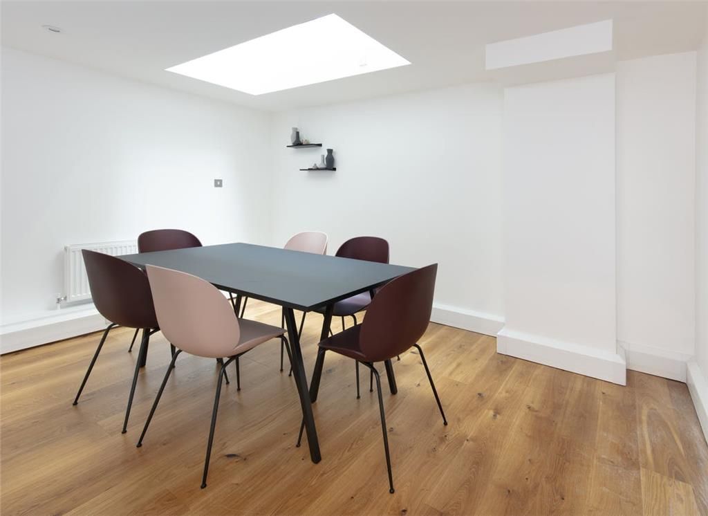 Property photo 2 of 4 Broadwick Street - Soho, W1F|