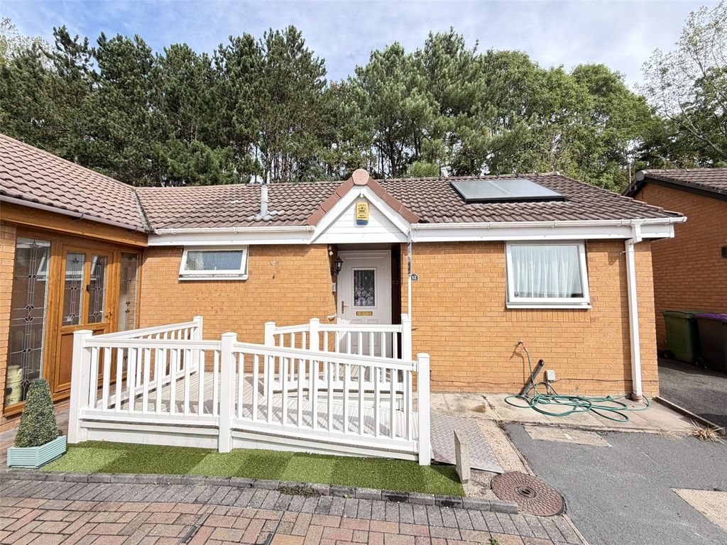 Property photo 1 of 12 Picture No. 10