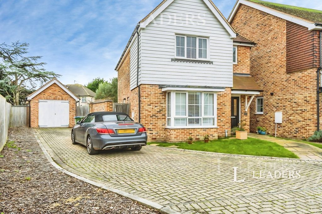Property photo 1 of 16 Pbox-Img.Jpg