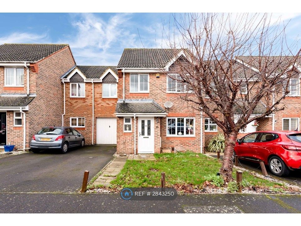 Property photo 2 of 14 Front View