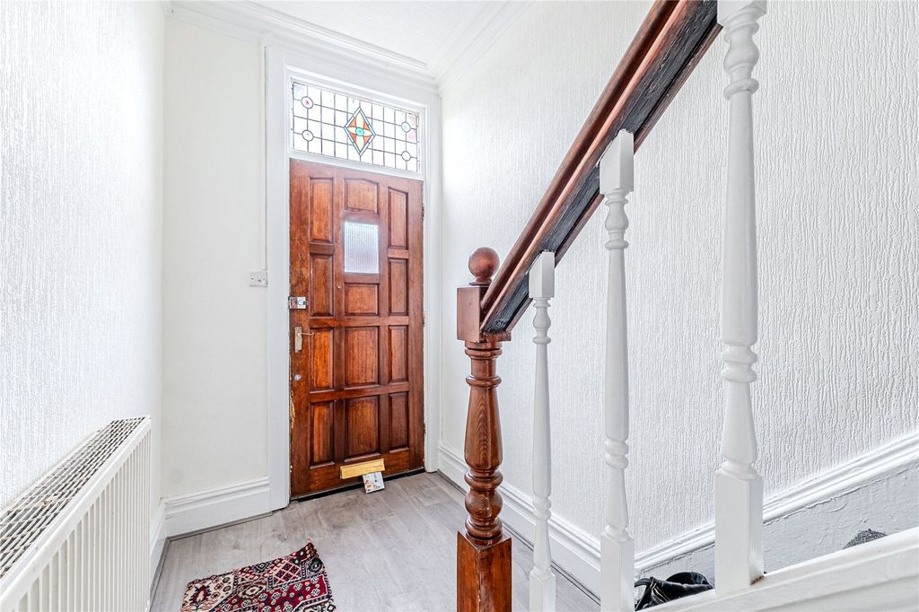 Property photo 2 of 14 Picture No. 03