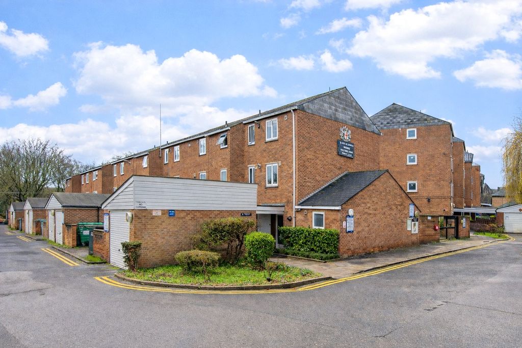 Property photo 2 of 10 Picture No. 16