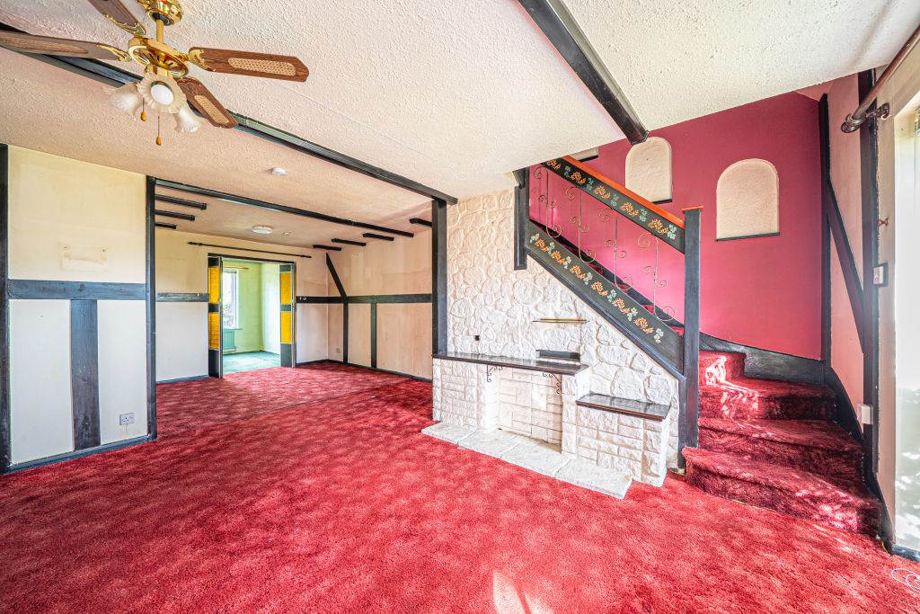 Property photo 3 of 23