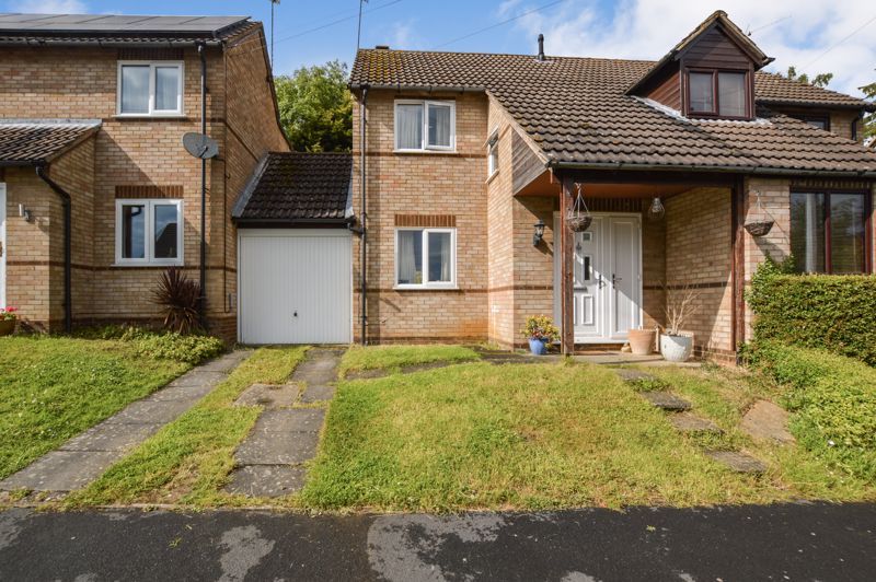 Property photo 1 of 13 Photo 11